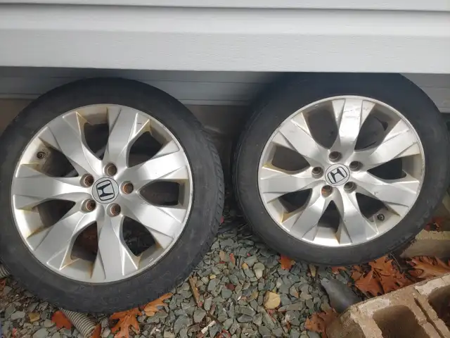 4 Honda rims with tires in Tires & Rims in Dartmouth - Image 4
