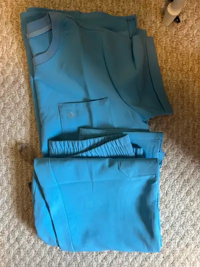 New Luuna scrubs - Morning sky, View more