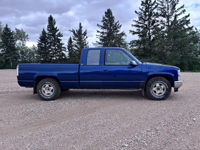 Chevrolet c1500566535370185134082