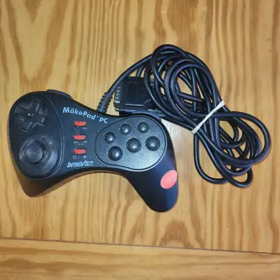 MakoPad PC Game Controller for Windows 95 and 98, View more