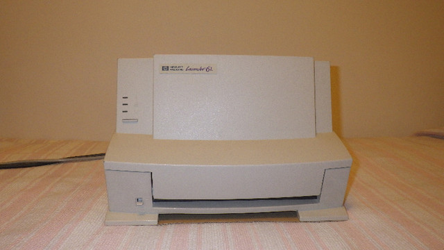 Vintage HP LaserJet 6L Printer For Sale in Printers, Scanners & Fax in Vancouver