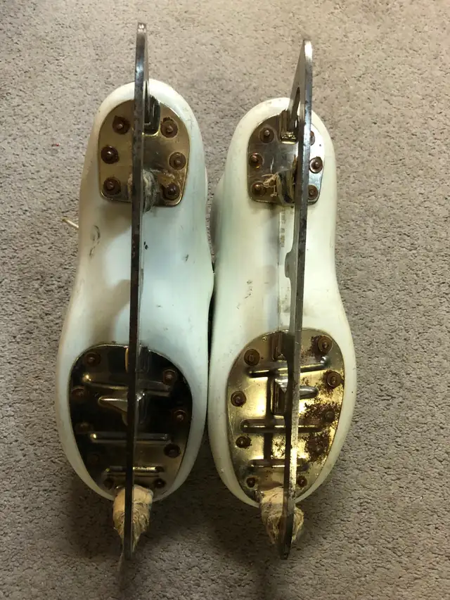 Goalie Hockey Skates in Hockey in St. Catharines - Image 3