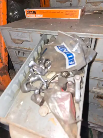 I have old Fiat car parts, both new and used, that I want to sell.