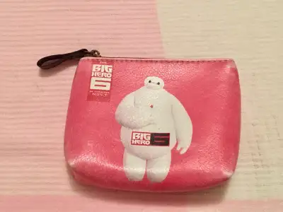 Preowned pink leather coin mini bag if you’re a Baymax fan ! We do our best to accept reasonable off...