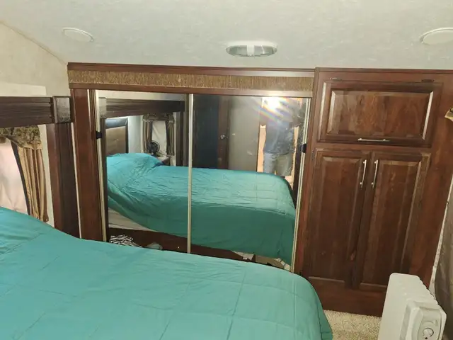Truck and fifth wheel travel trailer combo in Travel Trailers & Campers in Annapolis Valley - Image 9