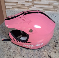 Medium Pink Rosso Youths Helmet