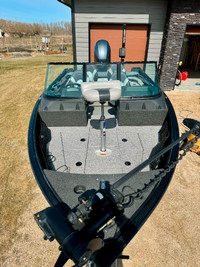 185 Alumacraft Competitor