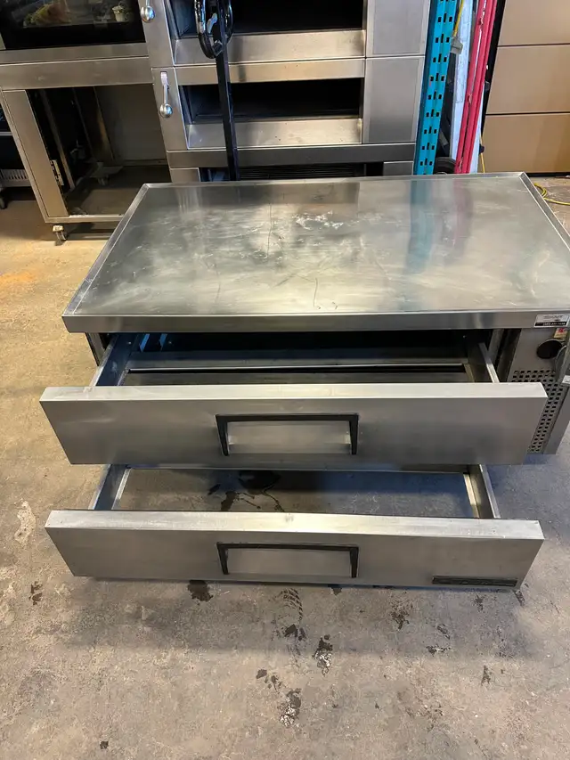 True Used Commercial Restaurant Chef Base Refrigerated 2 Drawer in Other in Calgary - Image 2