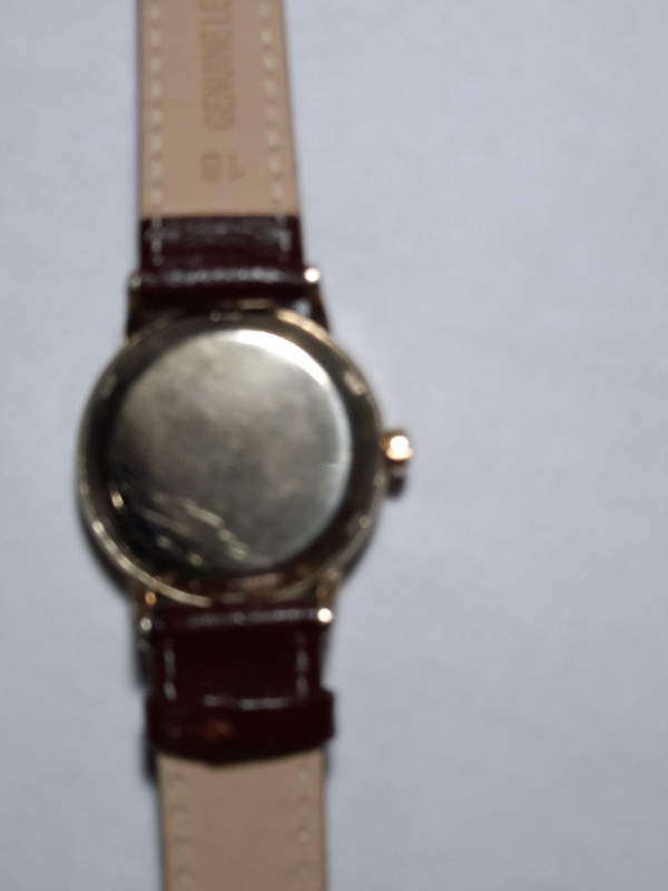 Vintage Omega 344 bumper, sub dial, auto watch in Jewellery & Watches in Saskatoon - Image 4