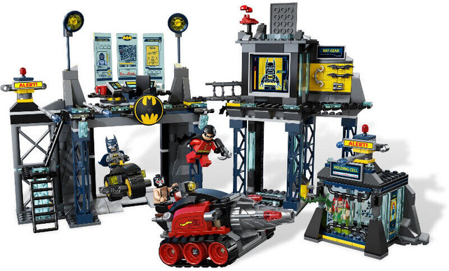 Lego 6860- The Batcave in Toys & Games in Kawartha Lakes