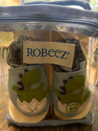 NEW Robeez leather baby shoes