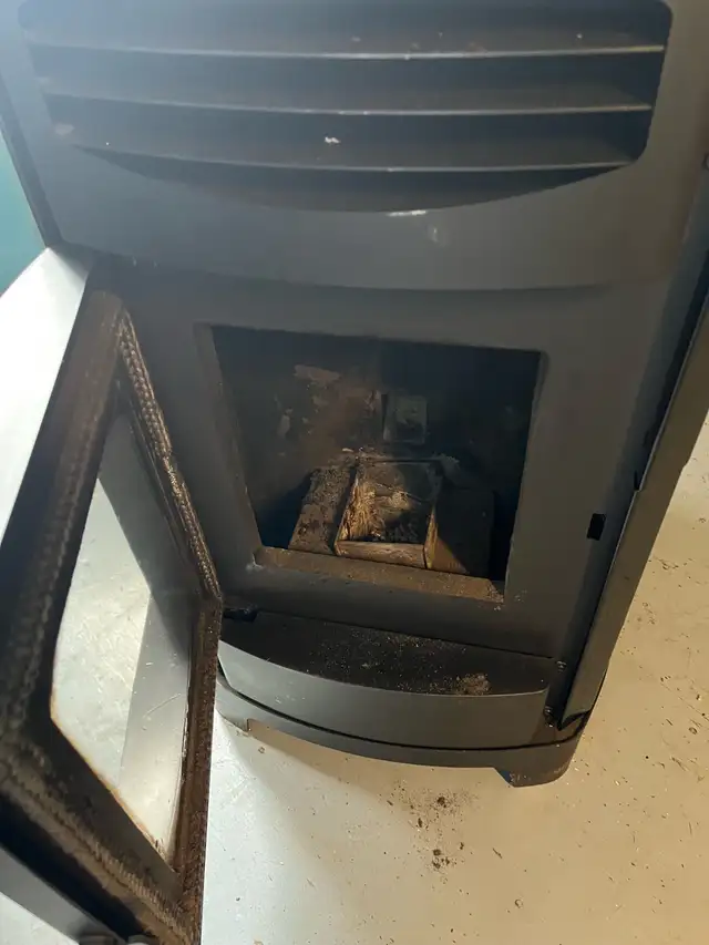 2 Pellet Stoves and Parts in Stoves, Ovens & Ranges in Dartmouth - Image 7