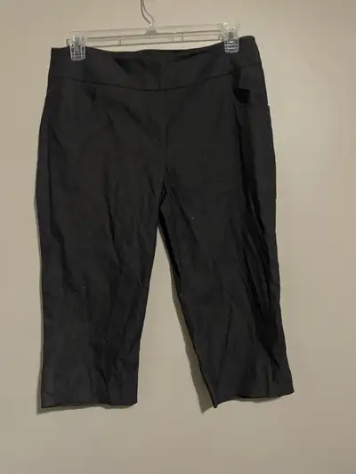 capri pants , View more