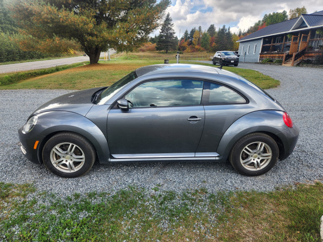 2015 Volkswagen Beetle in Cars & Trucks in North Bay - Image 2