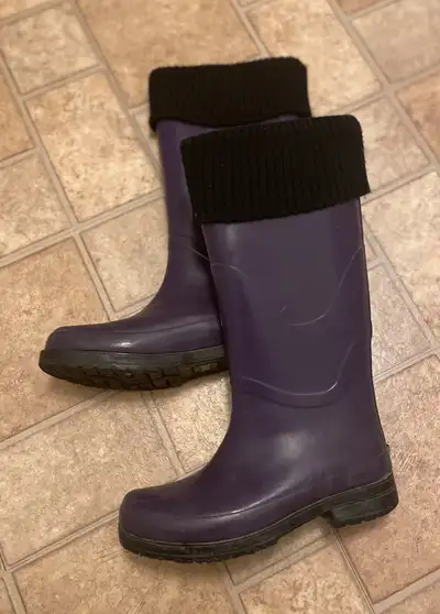 Line water boots, View more