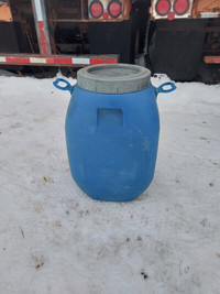 Barrels  15 gallon  with twist off lids