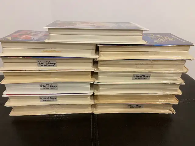 Walt Disney Black Diamond VHS Clamshell Movies - Little Mermaid in CDs, DVDs & Blu-ray in City of Toronto - Image 4