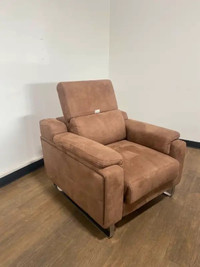 Fauteuil en    tissu électrique en liquidation! Taxes payées!