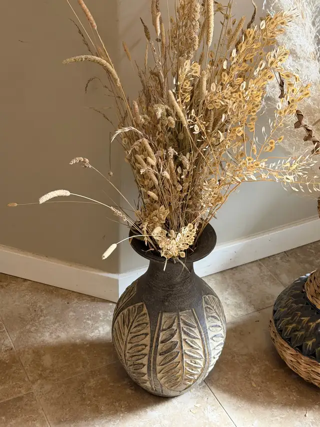 Decorative Vauses, some home decor in Home Décor & Accents in Calgary - Image 6