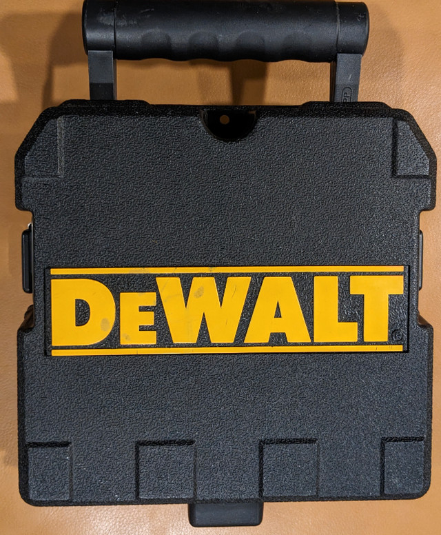 Dewalt DW088 RED LASER chalk line in Hand Tools in City of Toronto - Image 3