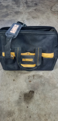 Dewalt tool bag 