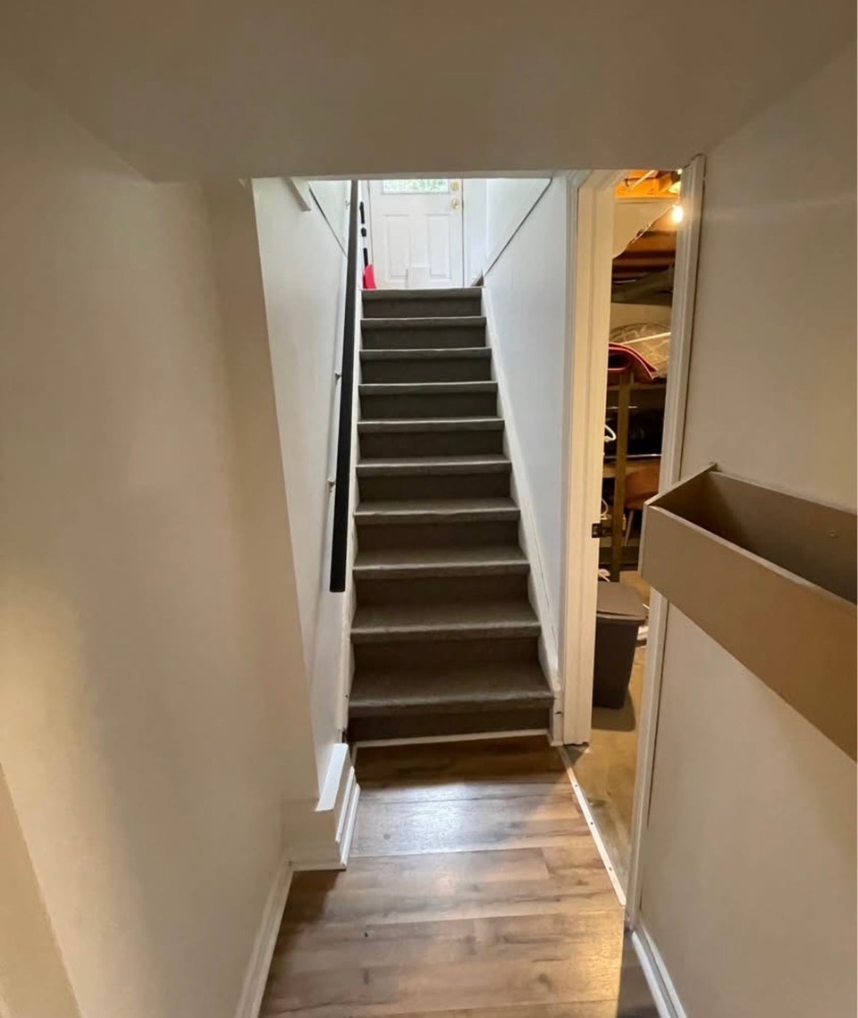 **PRIME LOCATION** 2-bedroom+den basement apartment 4