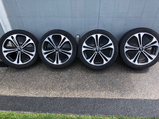 2015 Kia Forte 17inch rims and all-season tires in Tires & Rims in Oakville / Halton Region
