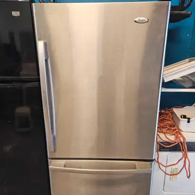 Whirlpool Stainless Steel Bottom-Freezer Refrigerator Width: 29.5 Inches Depth: 30.5 Inches Height:...