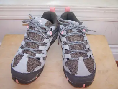 Merrell women's Alverstone hiking shoes size 10 new, View more