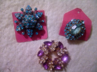 Vintage jewelry - brooches, earrings, rings, rhinestones