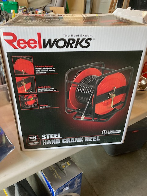 Hand Crank Reel & Air Hose 100' 1/4"