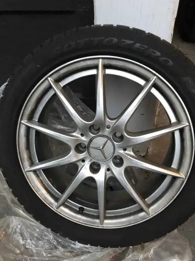 Pirelli Sottozero winter tires on Mercedes-Benz rims. Excellent condition. Lots of tread. Size: 205/...