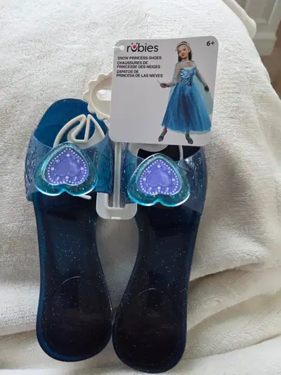 Chaussures de pricesse des neiges  neuves, View more