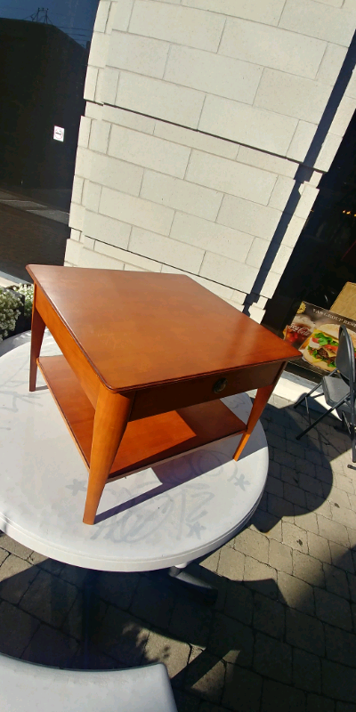 Table de chevet Mid-Century en bois MCM, View more