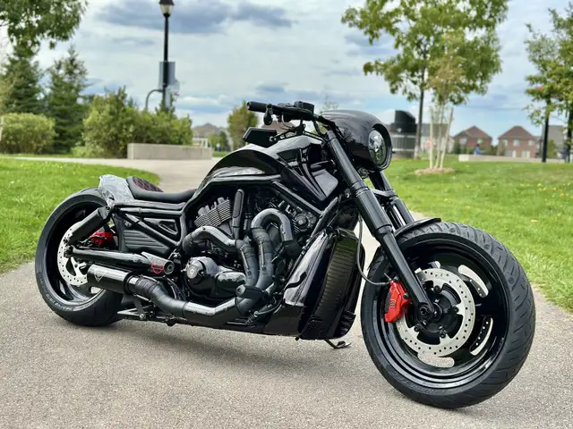 2008 VRod NightRod Special With Low Kms Brand New Build in Street, Cruisers & Choppers in Oakville / Halton Region - Image 2