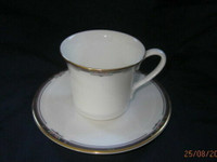 ROYAL DOULTON MUSICALE H5131 TEA CUP AND SAUCER PALLADIO SHAPE