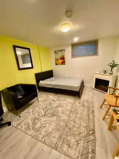 Furnished Bachelor Apt available for longterm or custom lease. Perfect for student .$1040/month plus...
