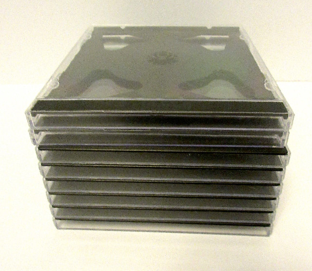 CD Jewel Cases 8 Piece LOT ( Single x6, Double x2 ) "Like New" in CDs, DVDs & Blu-ray in Stratford - Image 3