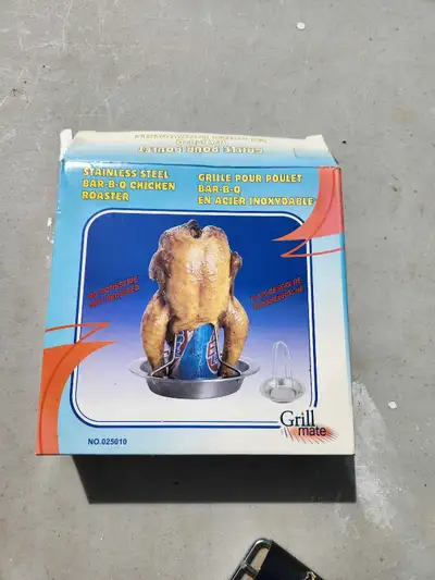 This Grill Mate Bar-B-Q Chicken Roaster is made of stainless steel and will have you cooking the mos...