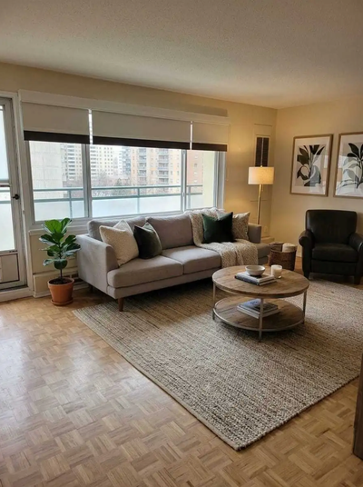 300 Roslyn Road Condo Next to Wellington Crescent. Renovated Quiet side of Osborne and on the river....