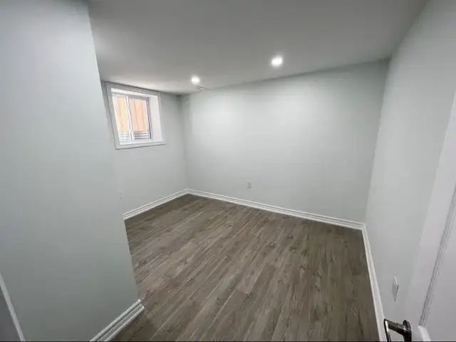 1 Bedroom basement apartment in Long Term Rentals in Oshawa / Durham Region - Image 3
