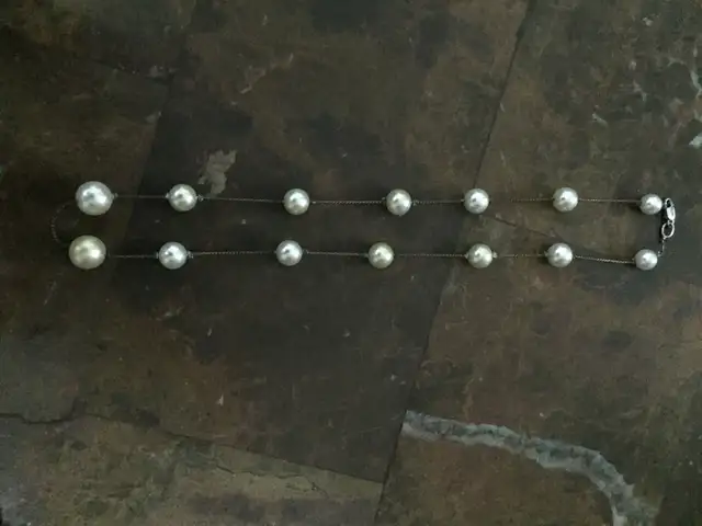 Vintage necklace 925 sterling with faux pearl in Jewellery & Watches in City of Montréal - Image 3