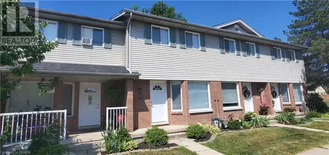 Large 3 bedroom $1,995- April 1 - Norwich ON