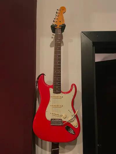 Fender Stratocaster AVII 1961 - Fiesta Red, View more