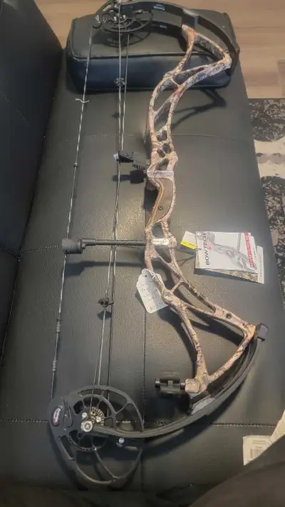 Bowtech Left Hand Compound Bow, View more