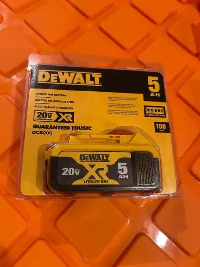 Get maximum power and runtime with this brand new DeWalt 20V MAX Lithium-Ion 5.0 Ah battery pack, mo...