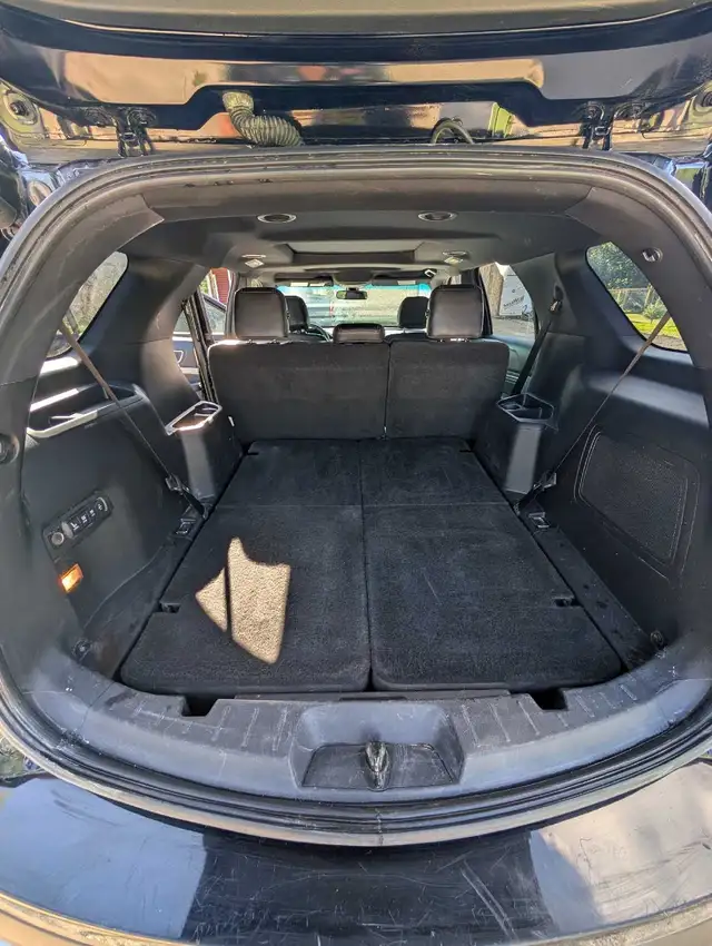 2017 Ford Explorer XLT 577405827626444805