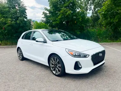 HYUNDAI ELANTRA GT SPORT DCT - 1.6L TURBO Modèle rare sur le marché (similaire à la Golf GTI). Agréa...