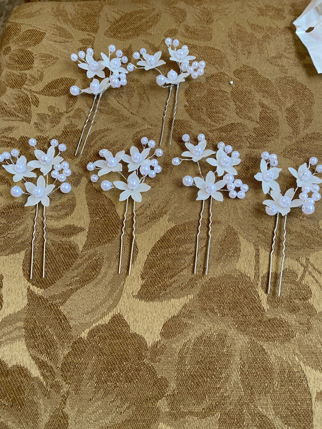 Pear and flower hair pins in Jewellery & Watches in La Ronge