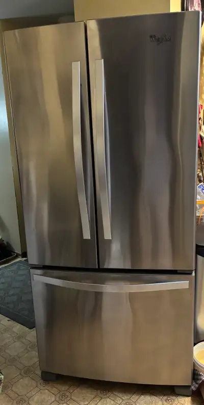 Whirlpool 33” Fridge SPPU, View more